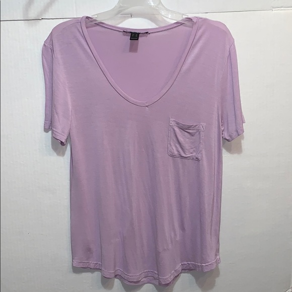 SALE!!!   2/$25 Long lilac t shirt size medium - Picture 4 of 5